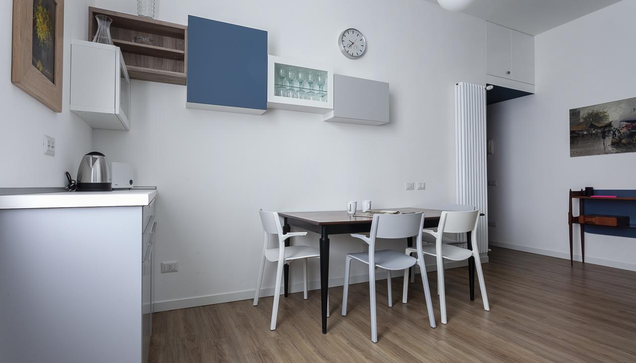 Italianway-Teglio Apartment Милано Екстериор снимка