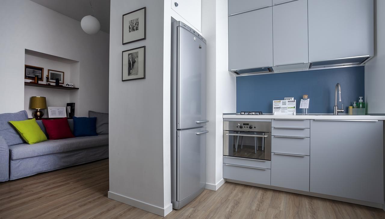 Italianway-Teglio Apartment Милано Екстериор снимка